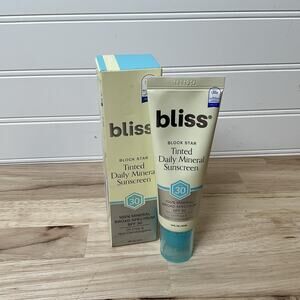 Bliss Block Star Tinted Daily Mineral Sunscreen SPF 30 1.4 fl oz 40 ml Exp 05/28